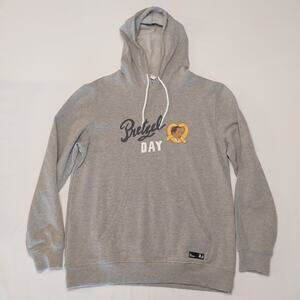 The Office Pretzel‎ Day hoodie M Stanley Hudson gray Culturefly pullover
